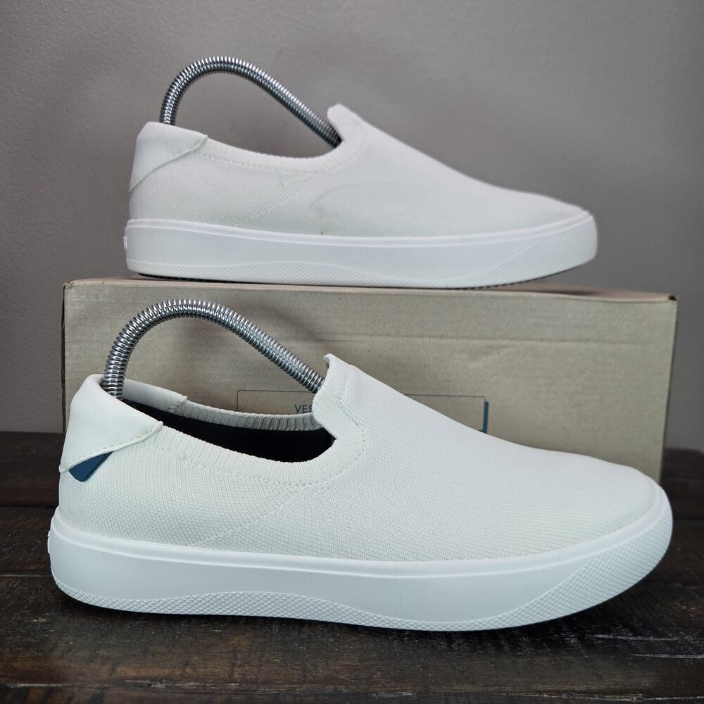 NEW Vessi Boardwalk Slip On Womens Size 8 Waterproof Shoes Sneakers Sail White